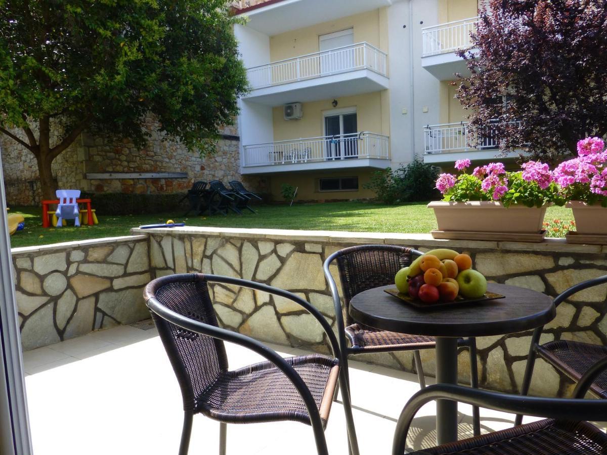 Pavloudis Apartments Psakoudia Bagian luar foto