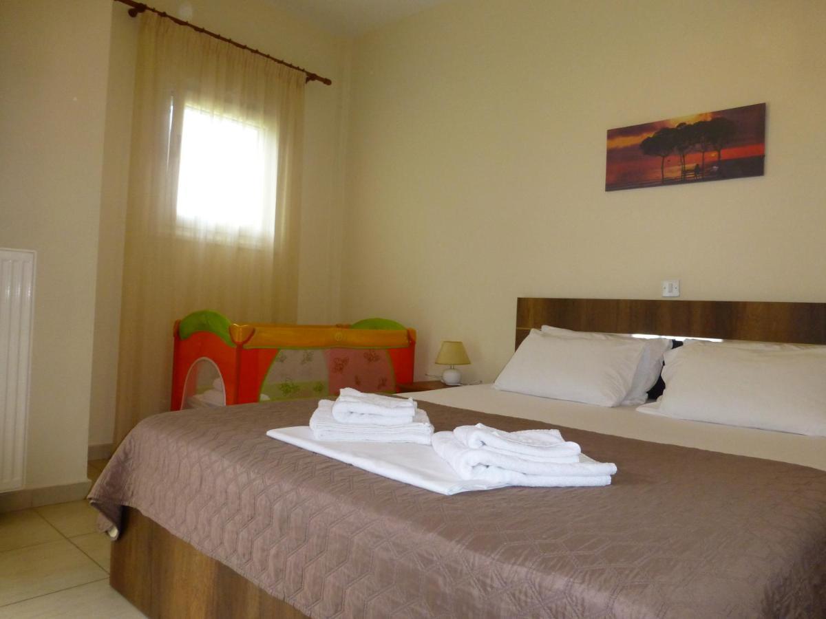 Pavloudis Apartments Psakoudia Bagian luar foto