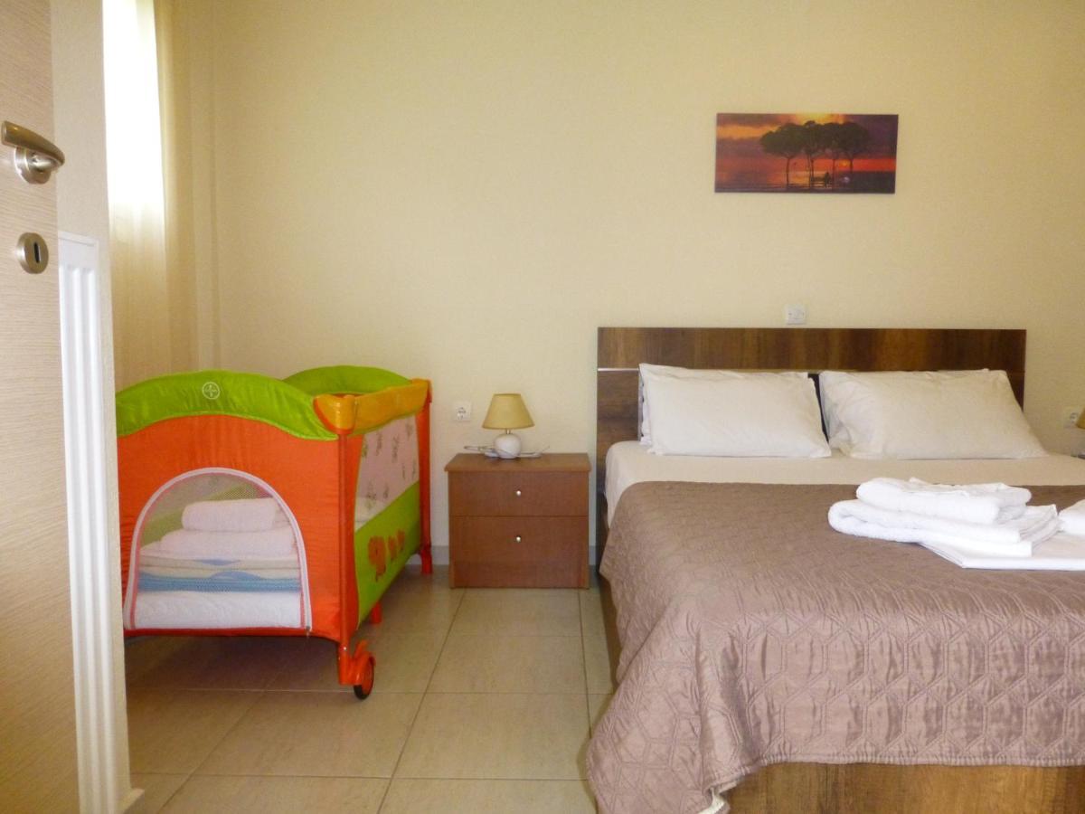 Pavloudis Apartments Psakoudia Bagian luar foto
