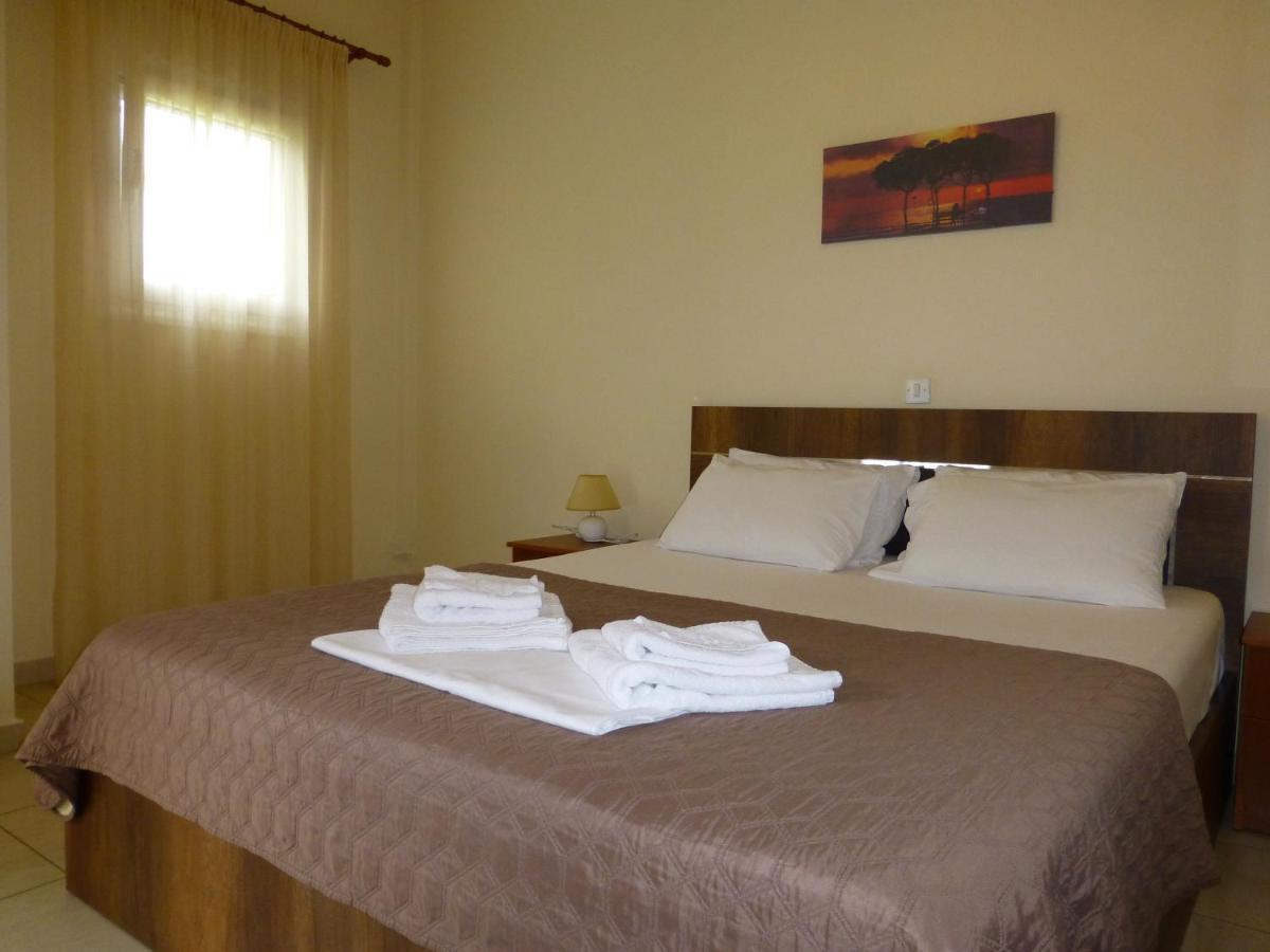 Pavloudis Apartments Psakoudia Bagian luar foto