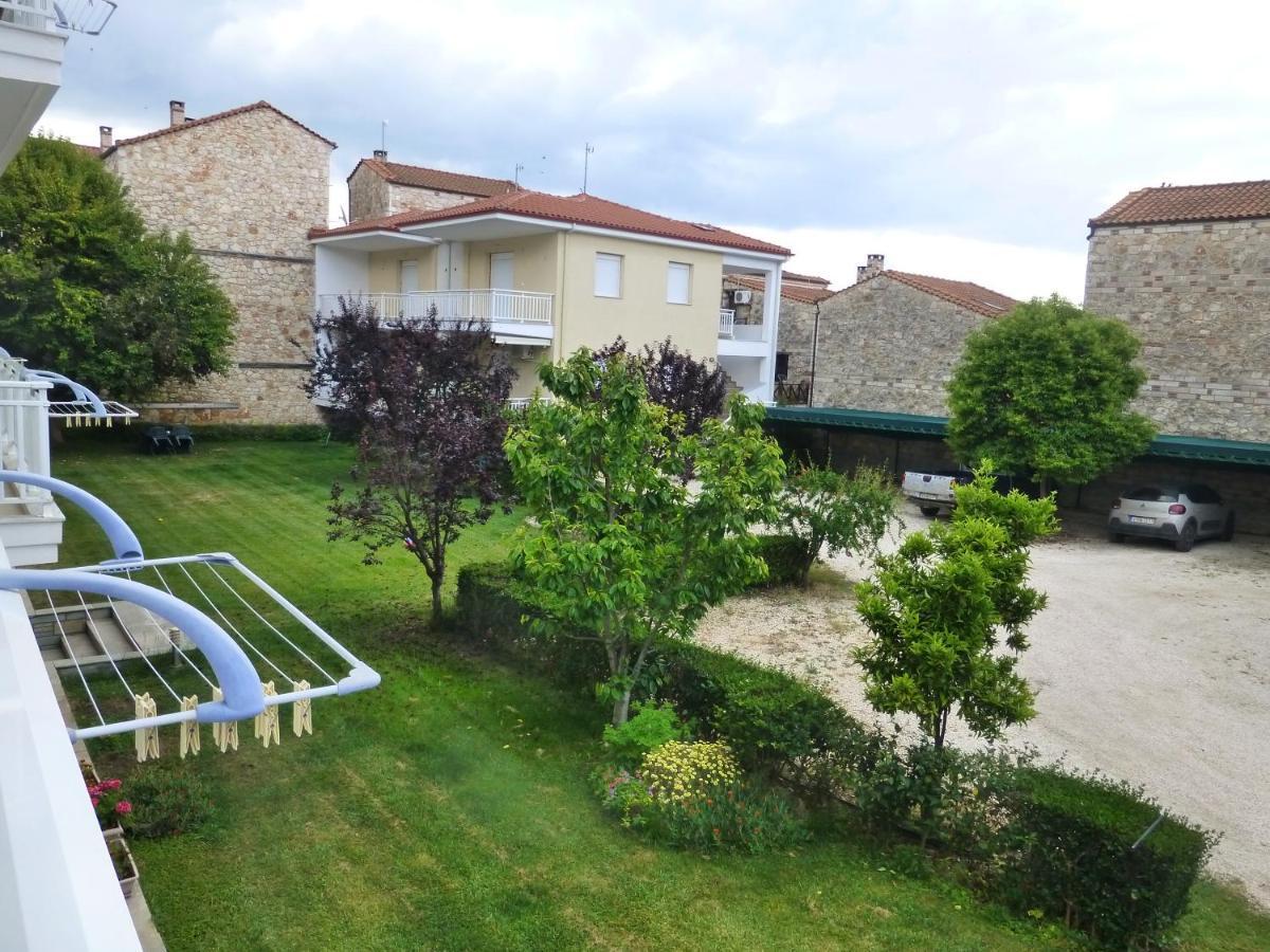 Pavloudis Apartments Psakoudia Bagian luar foto