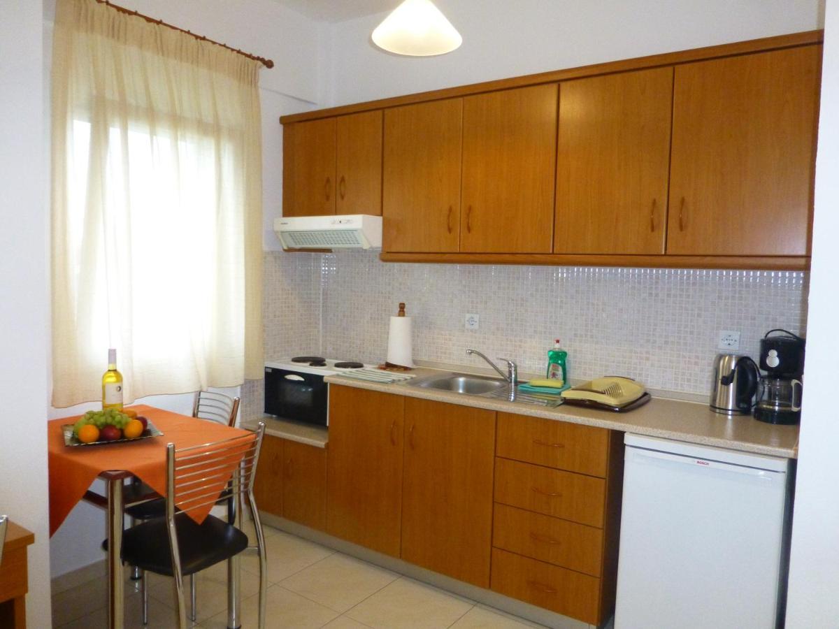 Pavloudis Apartments Psakoudia Bagian luar foto