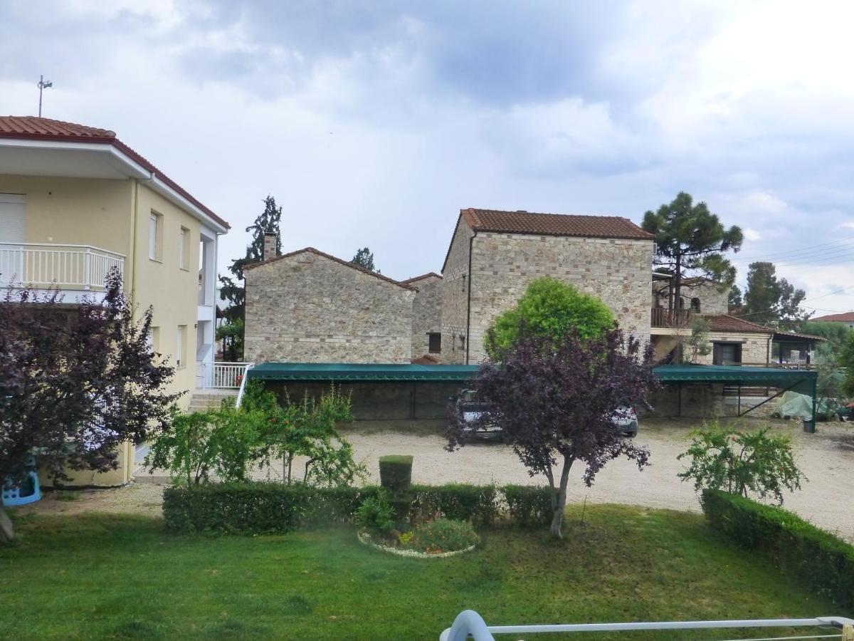 Pavloudis Apartments Psakoudia Bagian luar foto