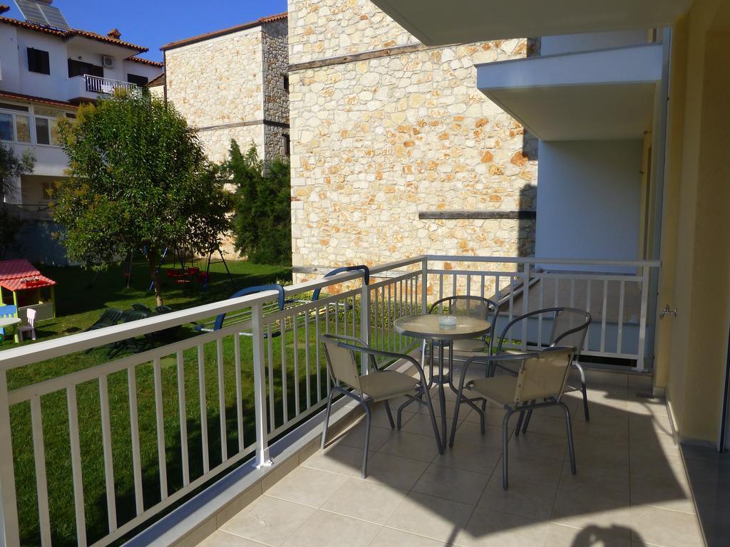 Pavloudis Apartments Psakoudia Bagian luar foto