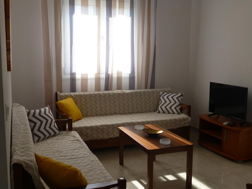 Pavloudis Apartments Psakoudia Bagian luar foto